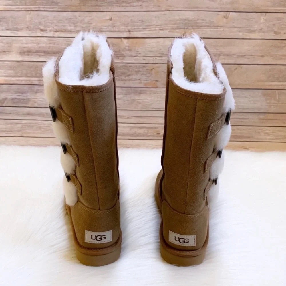 UGG Women’s Chestnut Klea Boots - Picture 5 of 8